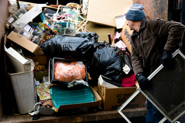 Best Commercial Cleanout Services  in Montrose, MN